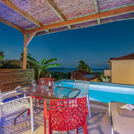 Kozanos Suites With Private Pool Amoudi Exterior foto