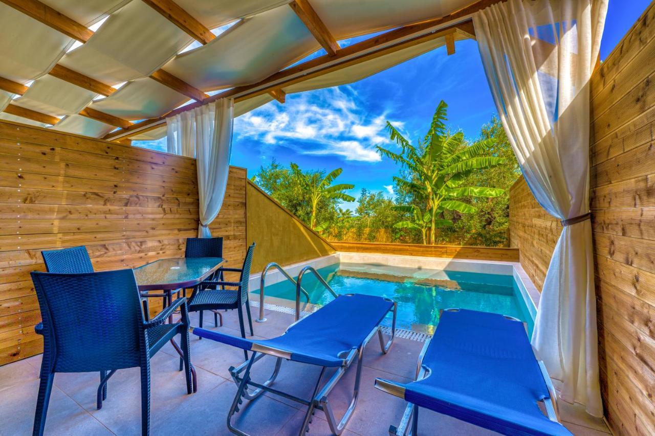 Kozanos Suites With Private Pool Amoudi Exterior foto