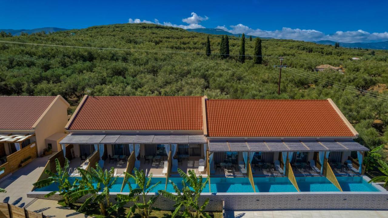 Kozanos Suites With Private Pool Amoudi Exterior foto