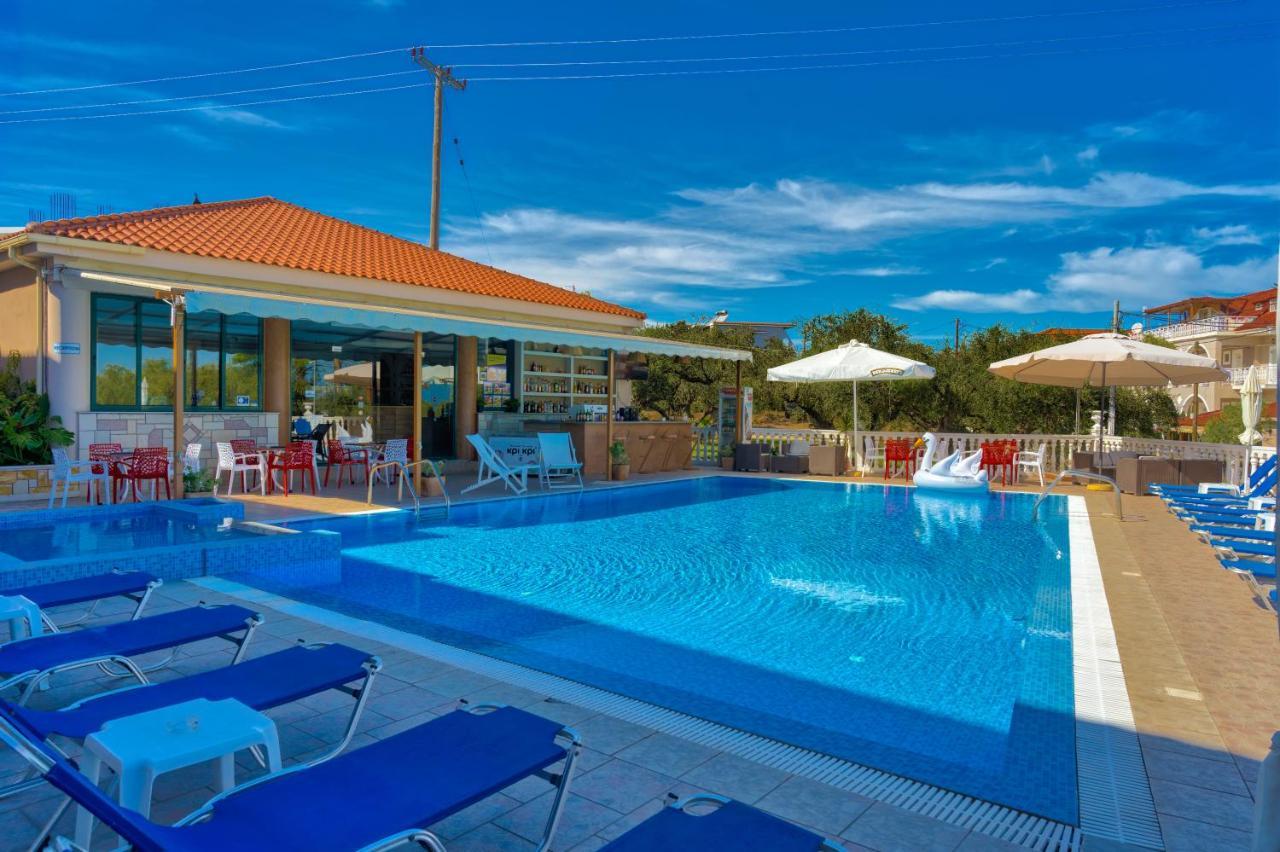Kozanos Suites With Private Pool Amoudi Exterior foto