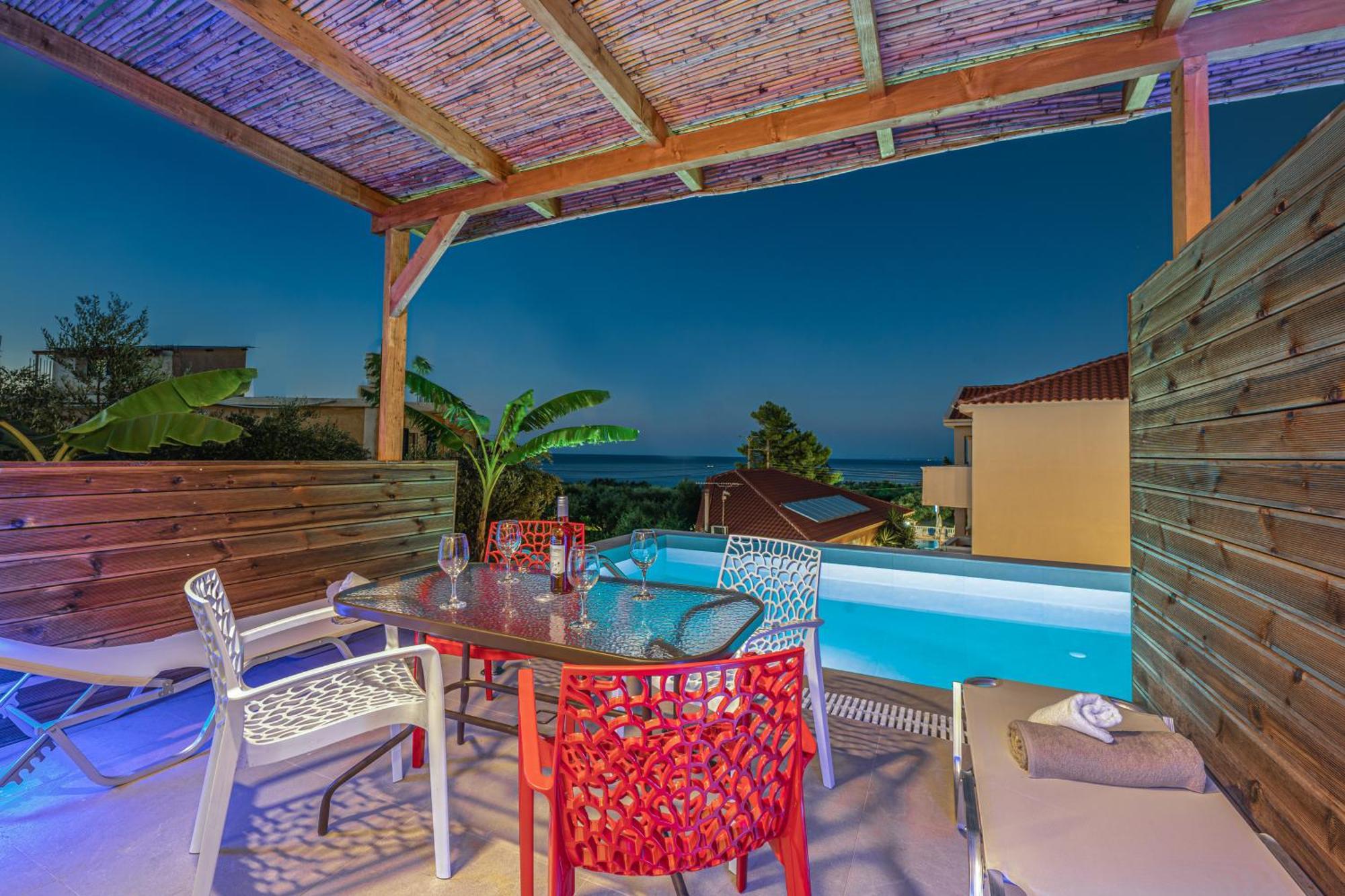 Kozanos Suites With Private Pool Amoudi Exterior foto